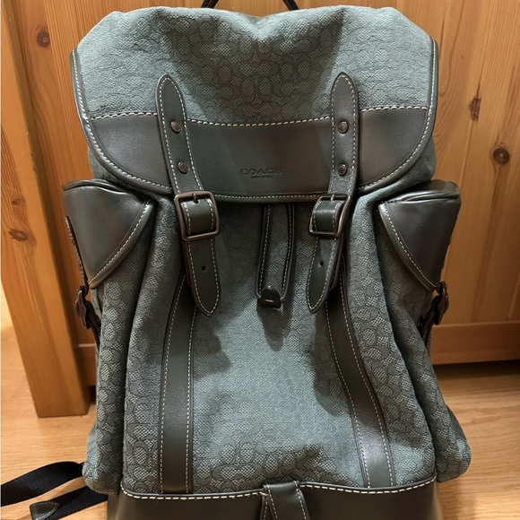 🥰 Coach Hitch Backpack In Micro Signature Jacquard - Picture 9 of 12